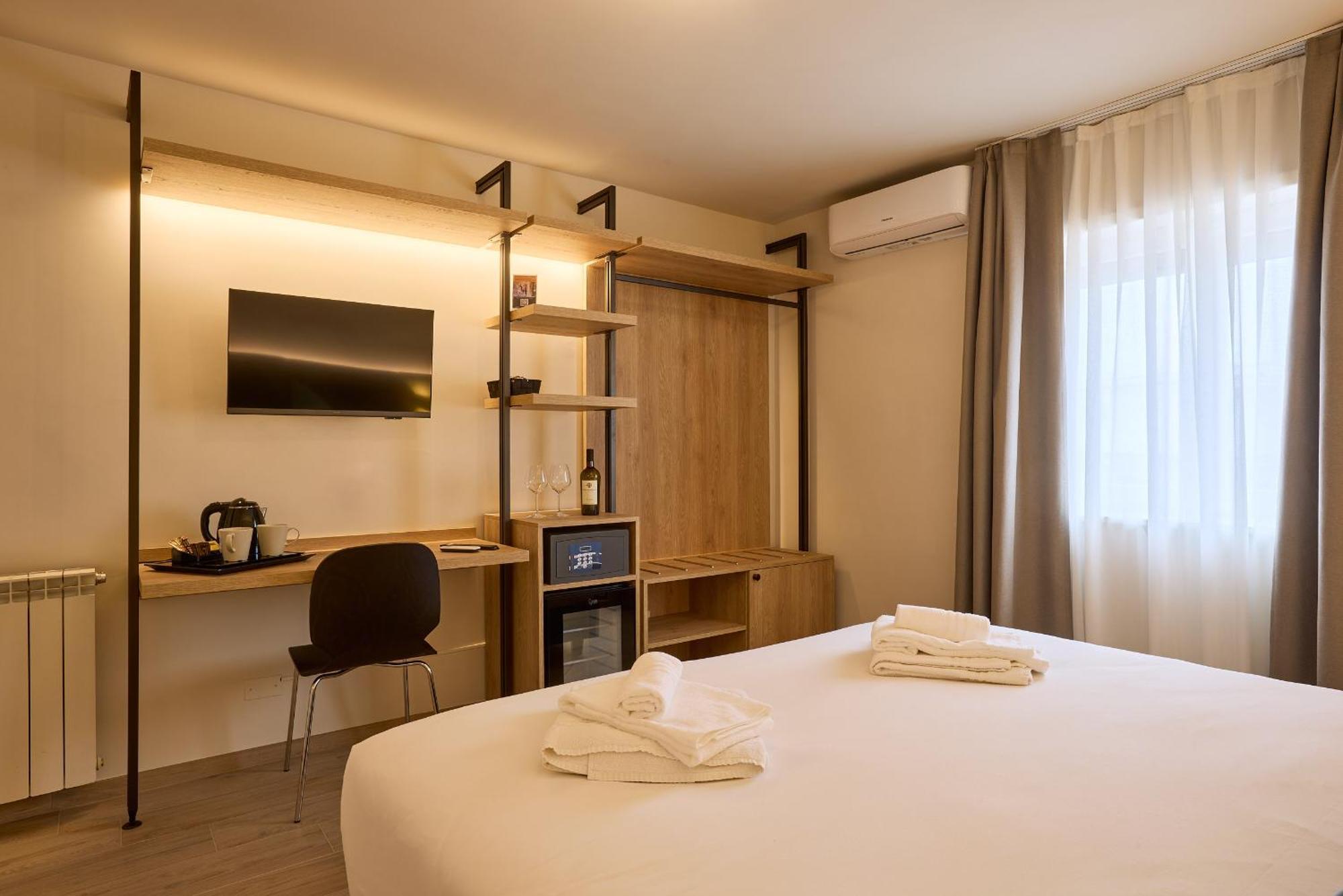 Bed and Breakfast Relais Tiburtina Рим Экстерьер фото