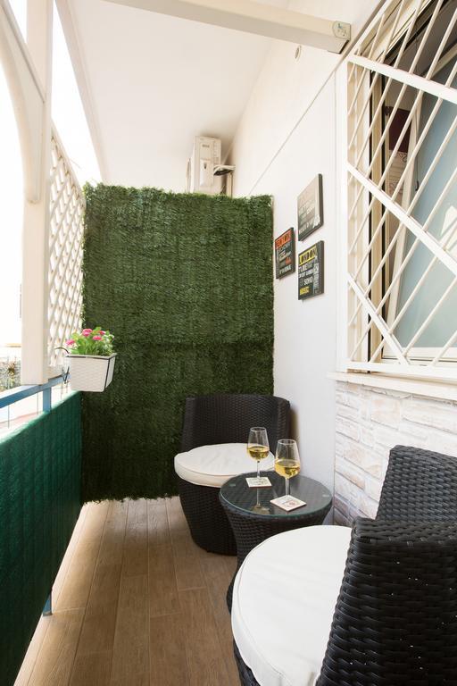 Bed and Breakfast Relais Tiburtina Рим Экстерьер фото